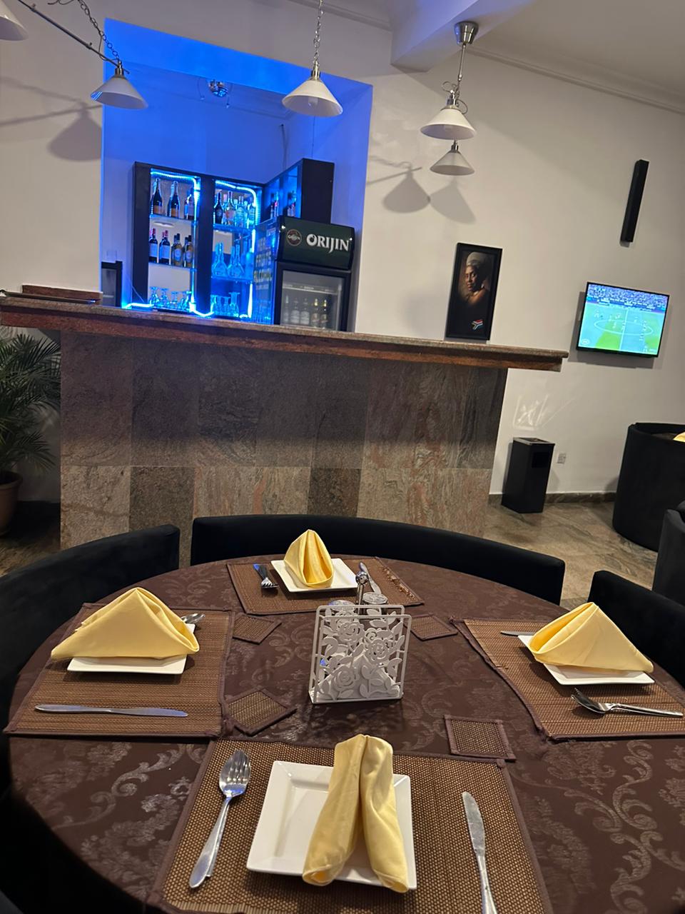 Premium bar counter